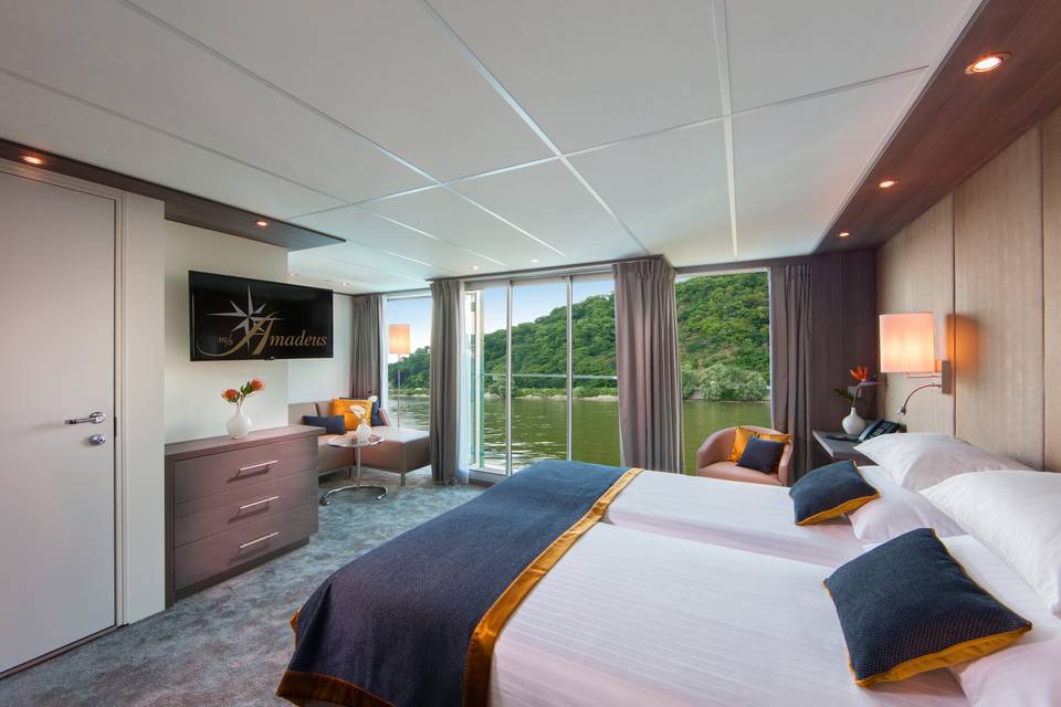 Amadeus Waterways Amadeus Imperial Suite.jpg